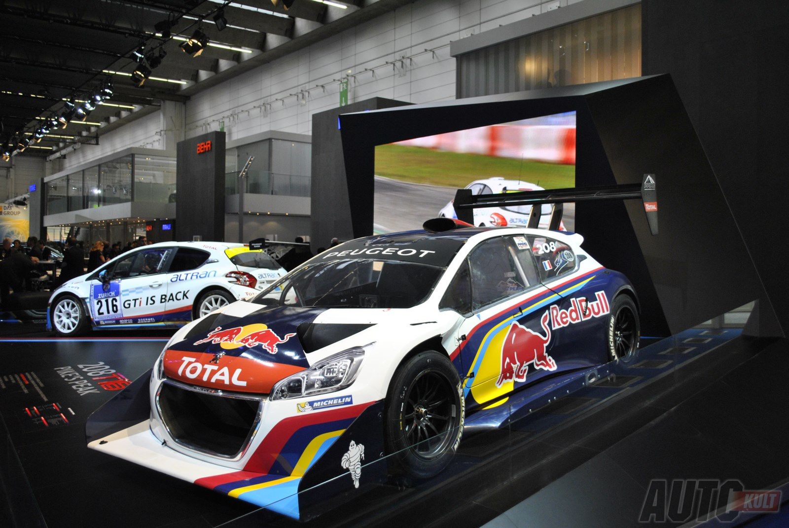 Frankfurt Motor Show 2013 - tego nie widzieliście [galeria] 16