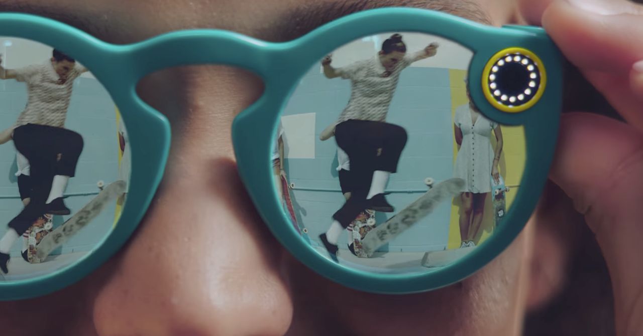 Snapchat to odtąd Snap, a wkrótce rozpocznie sprzedaż okularów