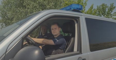 Pomorze. Wyciągnęli dziecko z bagna