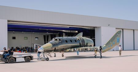 Virgin Galactic pokazał nowy samolot kosmiczny. Gdzie są turyści?