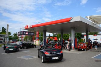 "Chcemy zobaczyć, ile zarabia Orlen". Obajtek zgodził się na spotkanie