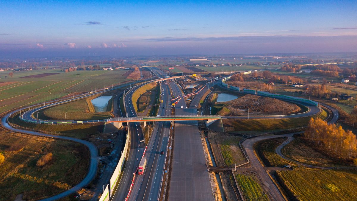 Wykonawcy chcą zdążyć z najważniejszymi pracami przed końcem roku