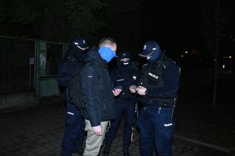 Dużo straszenia, efekt zerowy. Mandatu za wyjście w sylwestra nie dostał nikt