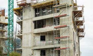 Deweloper wziął 3,5 mln zł zaliczek i zapadł się pod ziemię. Sprawa umorzona