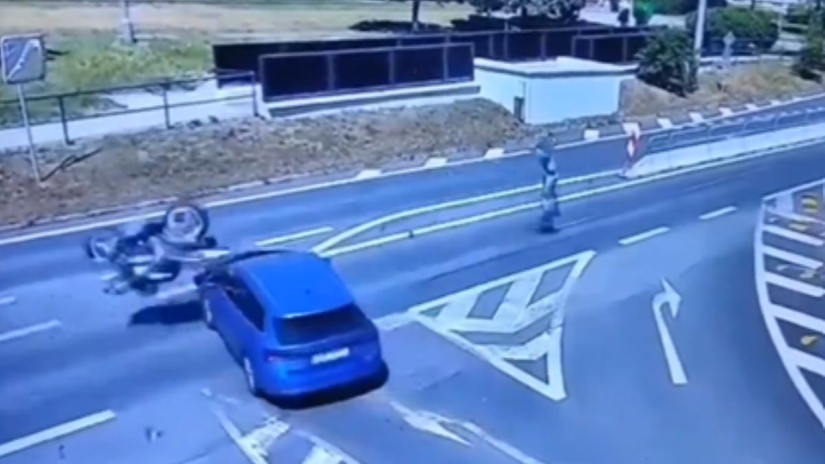 Dramatyczny wypadek na skrzyżowaniu. Na nagraniach widać moment zderzenia.