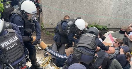 Kuria sprzedała działki. Kolejna eksmisja. Dantejskie sceny w Poznaniu