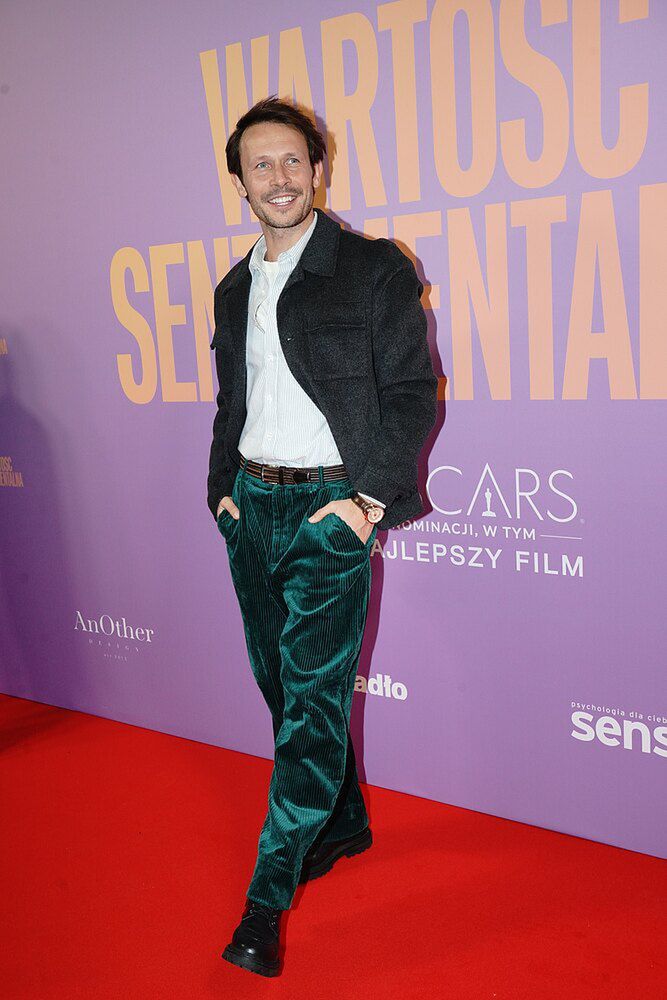Mateusz Banasiuk na premierze filmu "Wartość sentymentalna"