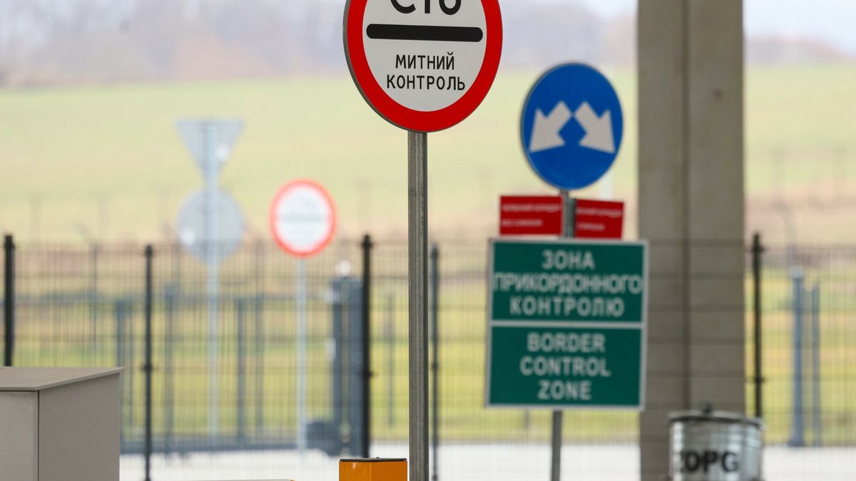 Otwarcie przej?cia granicznego Malhowice-Ni?ankowice
Fot. Pawel Wodzynski/East News, 21.12.2024. Powiat przemyski. Otwarcie drogowego przejscia granicznego Malhowice-Nizankowice na granicy z Ukraina (wojewodztwo podkarpackie).
Pawel Wodzynski