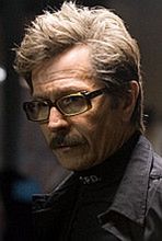 Gary Oldman będzie dalej szpiegował