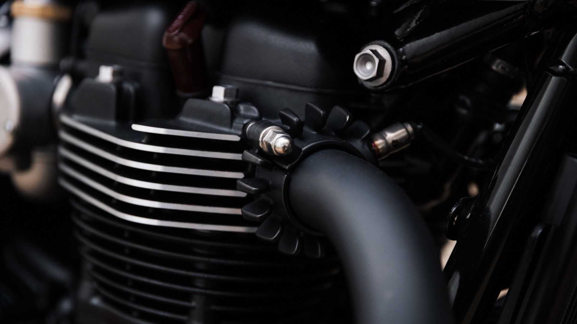 Triumph Bonneville T120 Black DGR