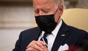 Biden zasnął w trakcie rozmowy przed kamerami? To nagranie podbija sieć