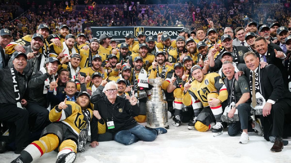 Zdjęcie okładkowe artykułu: Getty Images / Jeff Bottari/NHLI  / Na zdjęciu: hokeiści Vegas Golden Knights