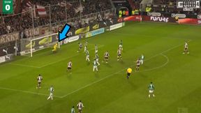Fatalny kiks bramkarza w Bundeslidze. Długo tego nie zapomni [WIDEO]