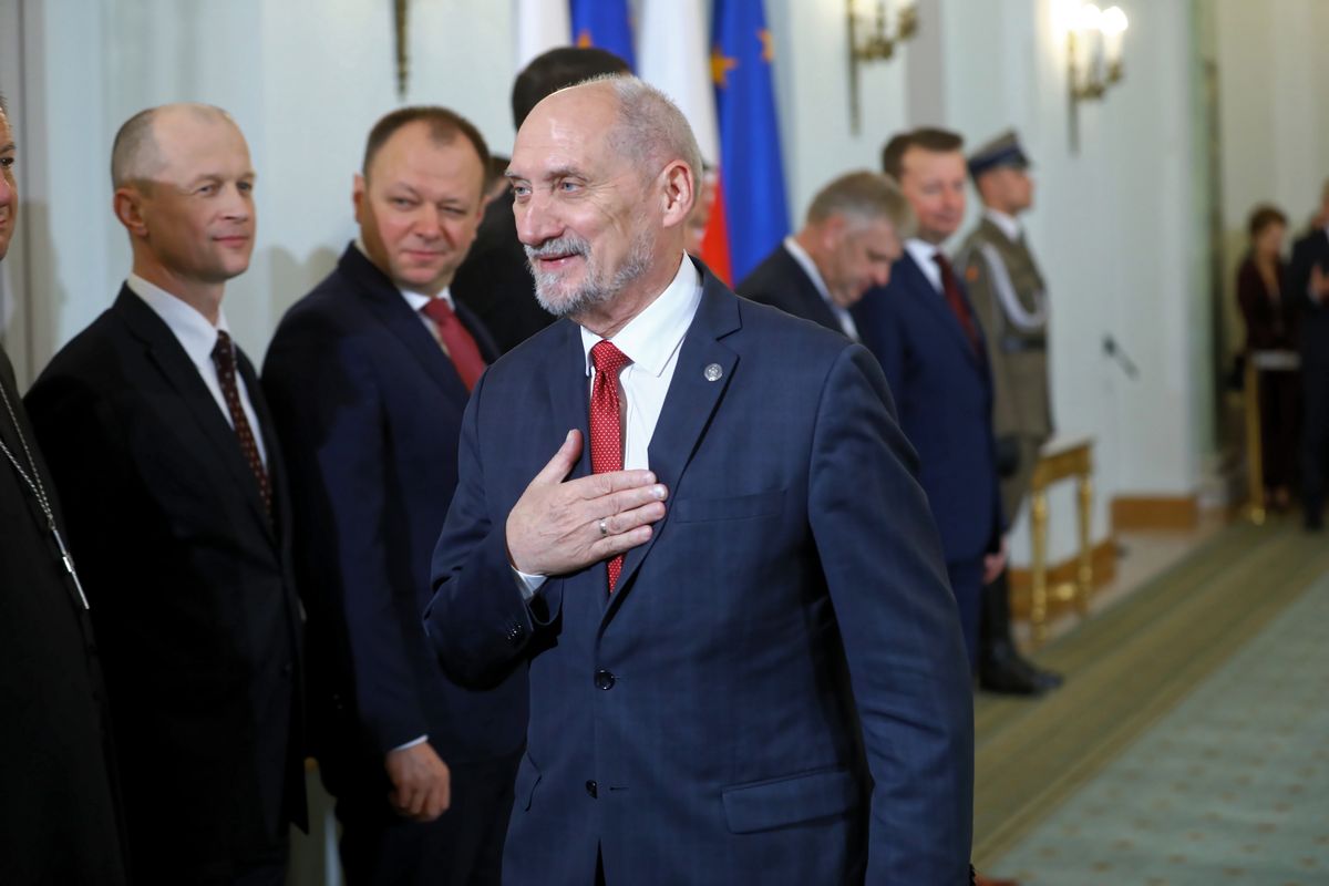 Antoni Macierewicz zaczął od poważnej wpadki w Sejmie. Nie przywitał ważnego gościa