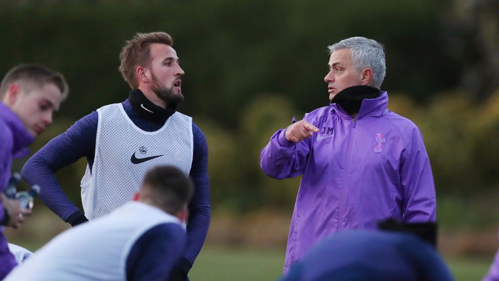 Zdjęcie okładkowe artykułu: Getty Images / Tottenham Hotspur FC/Tottenham Hotspur FC / Na zdjęciu: Harry Kane (z lewej) i Jose Mourinho (z prawej)