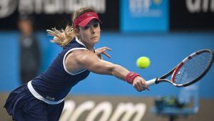 WTA Paryż: Alize Cornet broni honoru gospodarzy, Petra Kvitova wycofała się