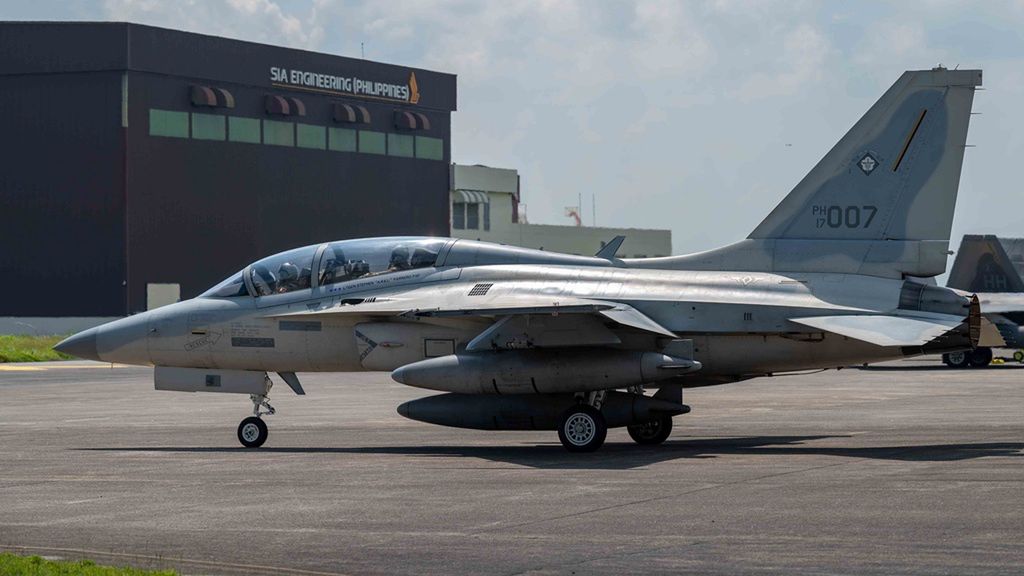 Myśliwiec FA-50 filipińskich sił powietrznych