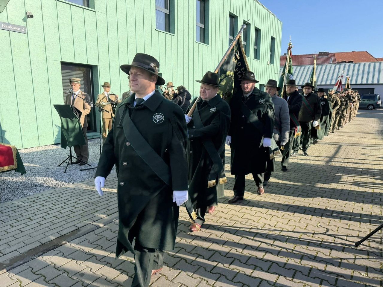 Sulechów: Historyczny sztandar dla miejscowego nadleśnictwa