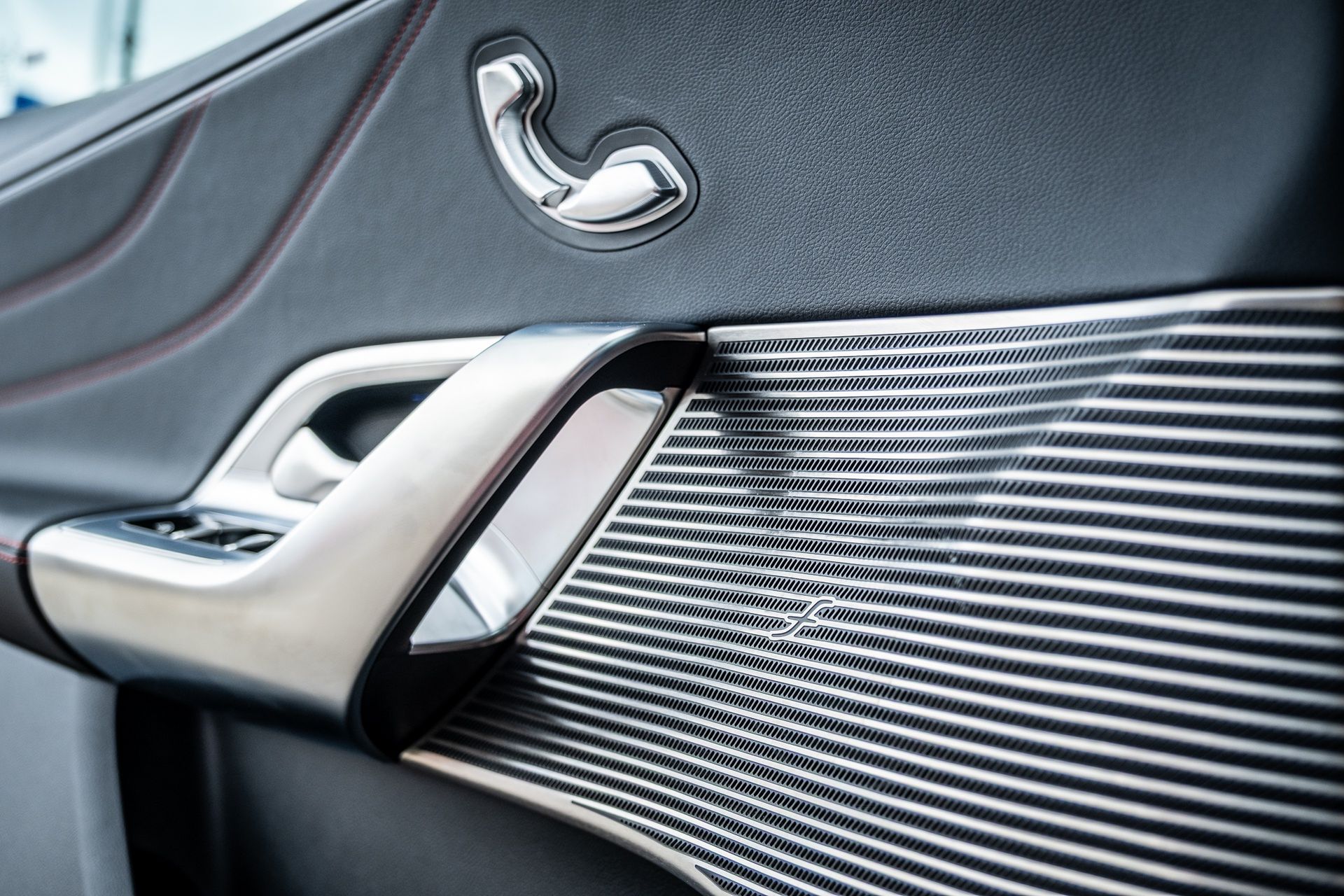 Mercedes-Benz GLC 400 EQ (2026)