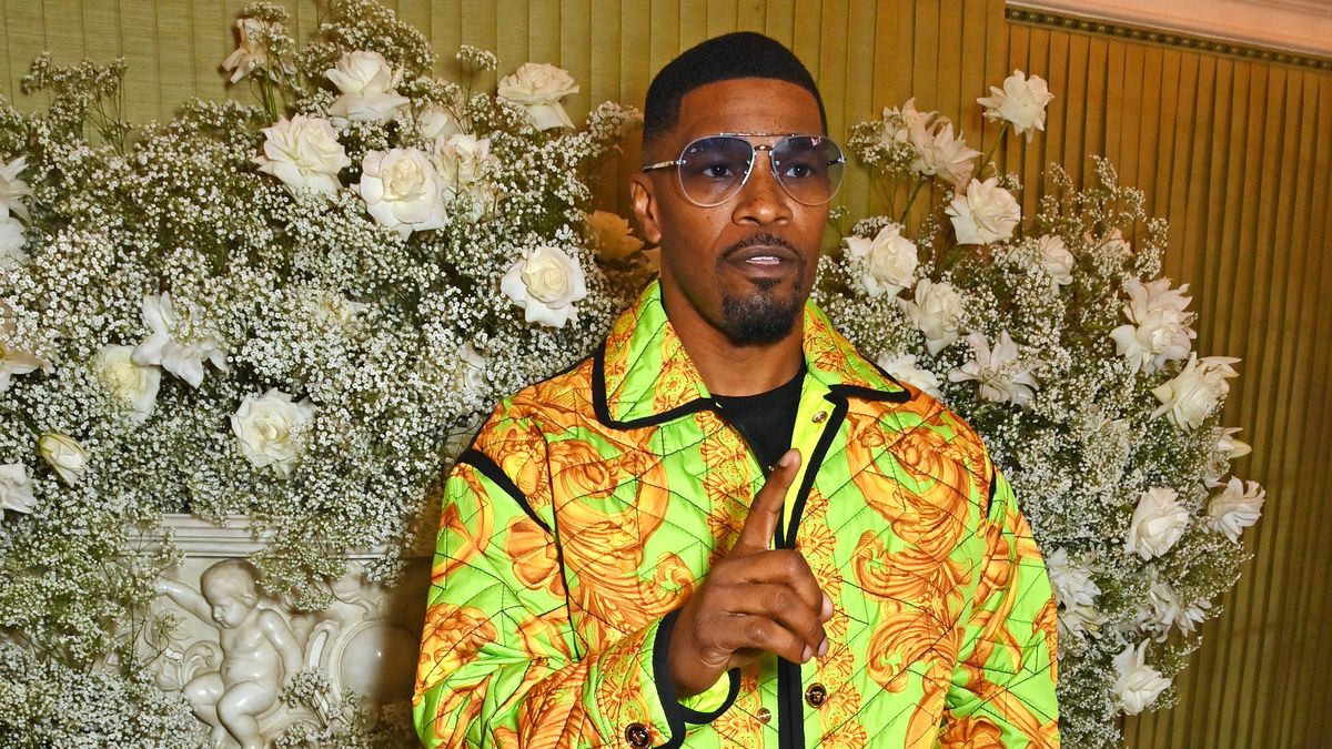 LONDON, ENGLAND - FEBRUARY 19: Jamie Foxx attends the British Vogue And Tiffany & Co. Celebrate Fashion And Film Party 2023 at Annabel's on February 19, 2023 in London, England. (Photo by Dave Benett/Getty Images)