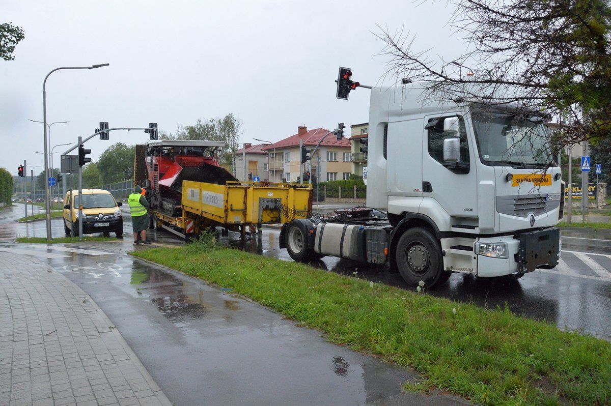 Awaria lawety na skrzyżowaniu w Stalowej Woli