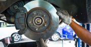 Jak wymienić tarcze hamulcowe?