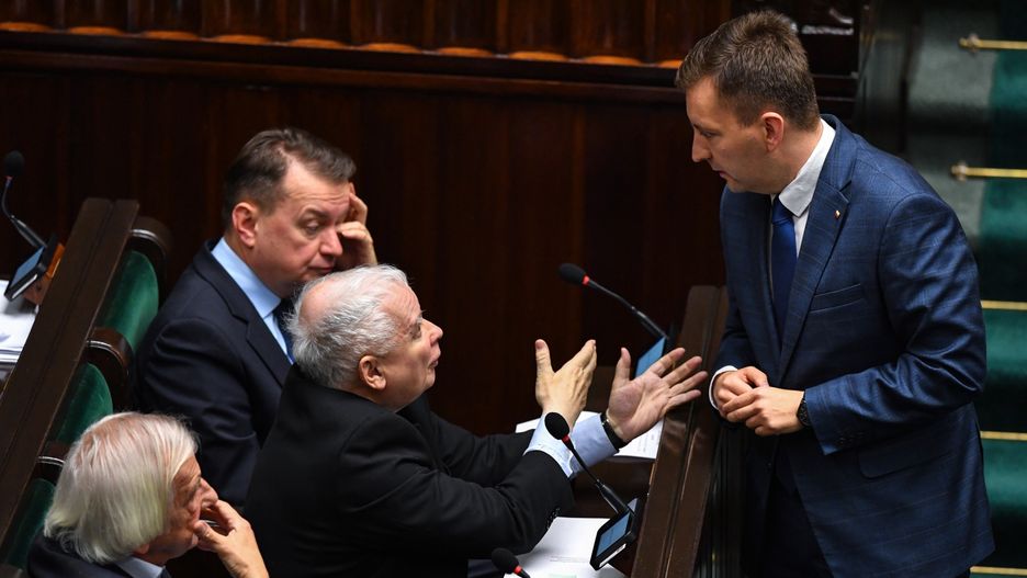 Minister Schreiber pochwalił marszałka Hołownię. Wezwał go prezes PiS
