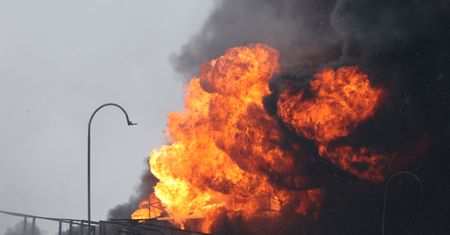 Ukraina wypala naftowe zaplecze Rosji. Atak dronów na rosyjskie składy ropy