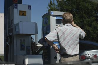Seniorzy mogą tankować taniej. Potrzebna dobrze znana karta