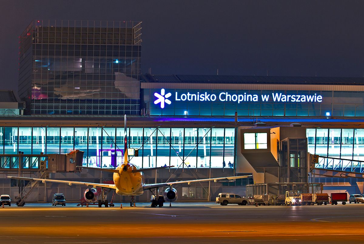 Paraliż lotniska Chopina w Warszawie. Samoloty krążyły w powietrzu