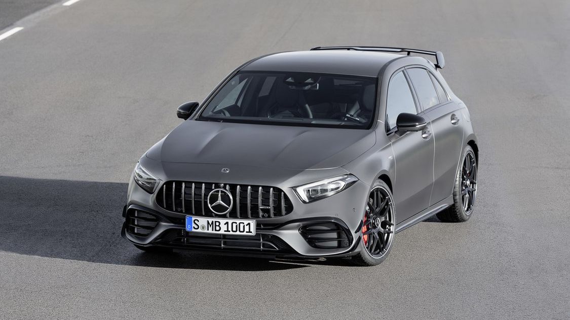 Mercedes-AMG A45 S zapewnia osiągi godne niejednego supersamochodu.