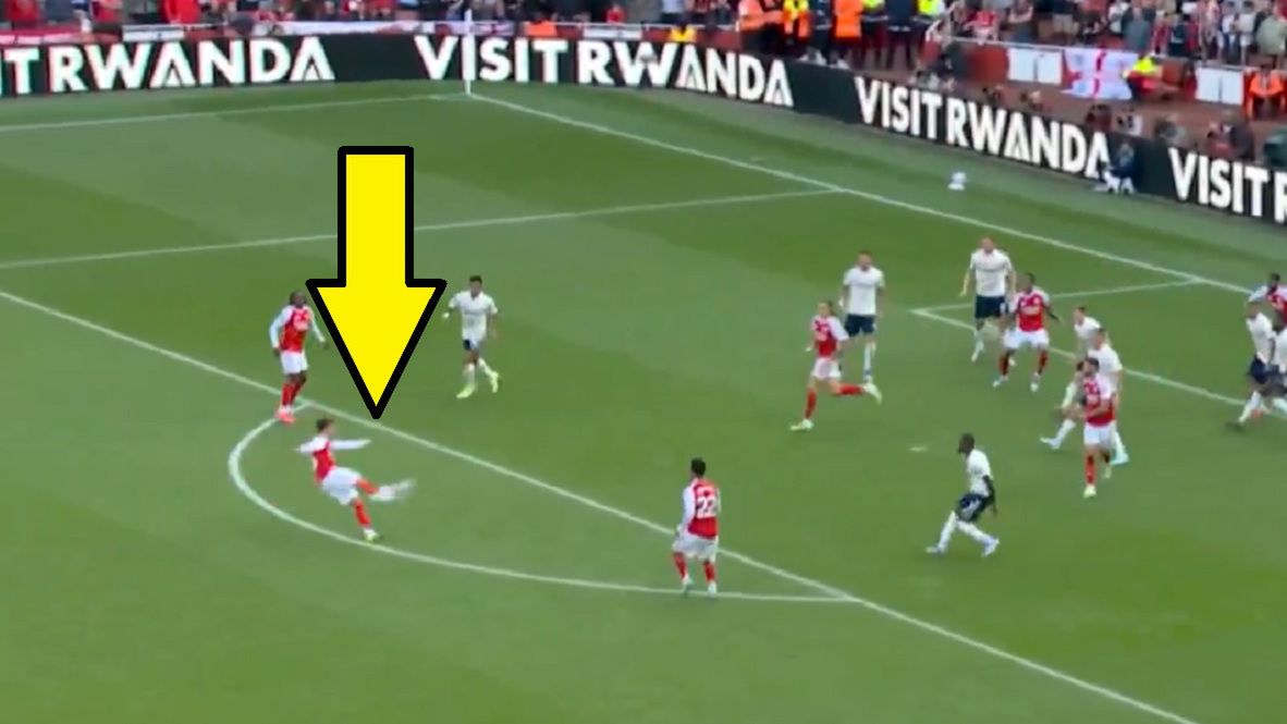 Twitter / Screen / Canal+Sport / Na zdjęciu: Martin Zubimendi strzelił pięknego gola dla Arsenalu