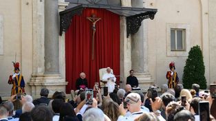 Papież Leon XIV o walce z uzależnieniami: "Podnieść się to sprawa życia lub śmierci"