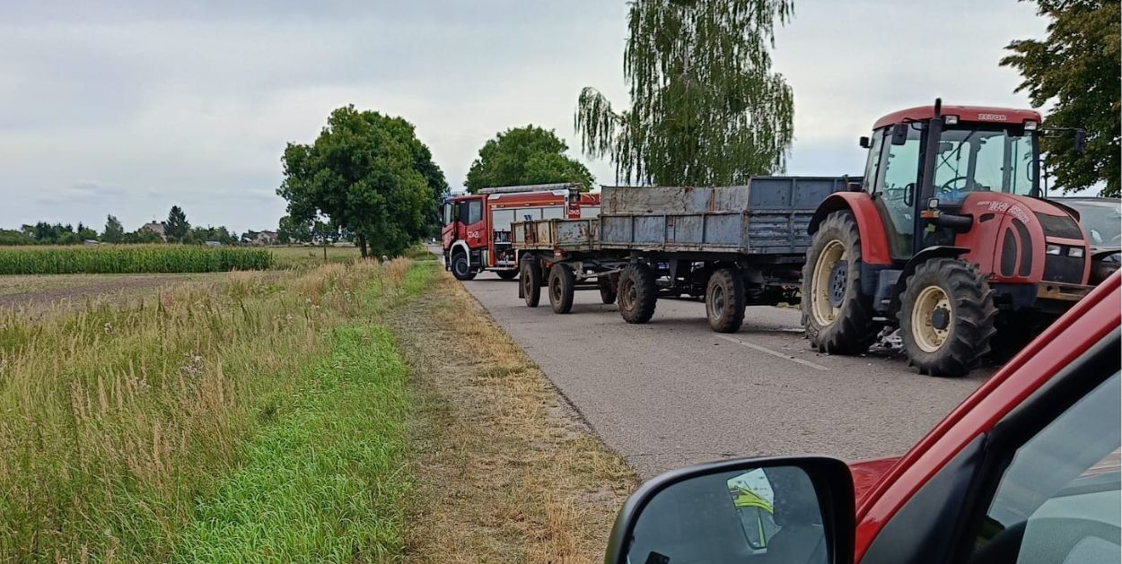 Zderzenie ciągnika z busem