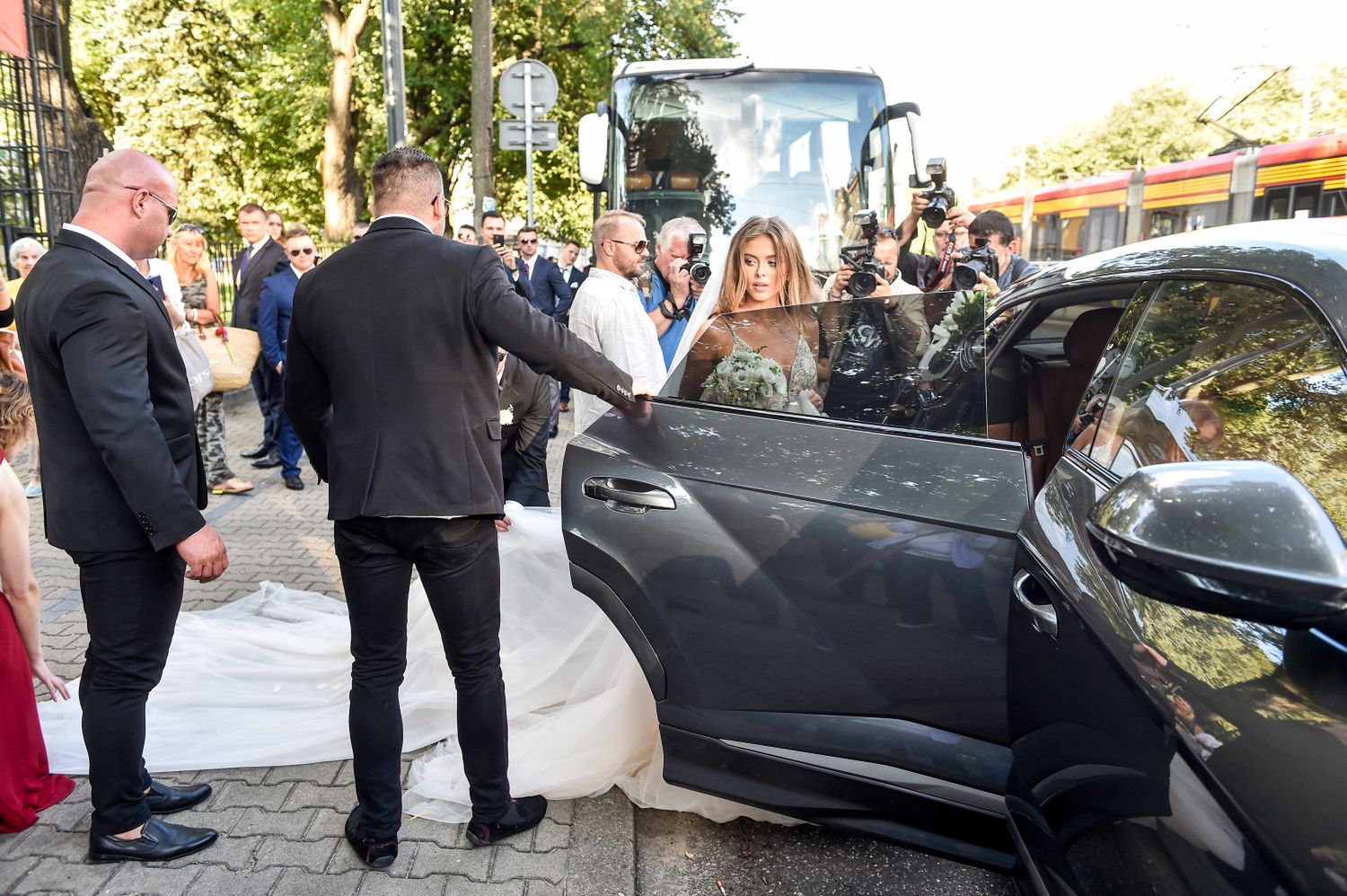 Joanna Opozda i Antek Kólikowski - jakie auto wybrali na ślub