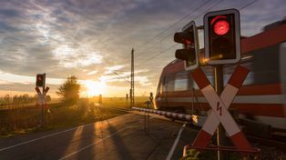 Gołańcz: Uszkodzona sygnalizacja świetlna na przejeździe kolejowym