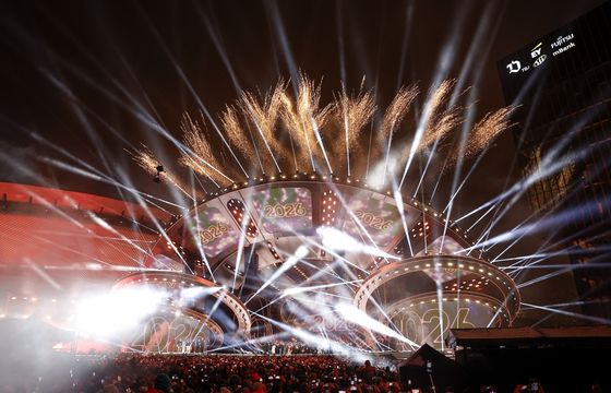 Walka telewizyjnych sylwestrów. Kto wypadł najlepiej? [OPINIA]