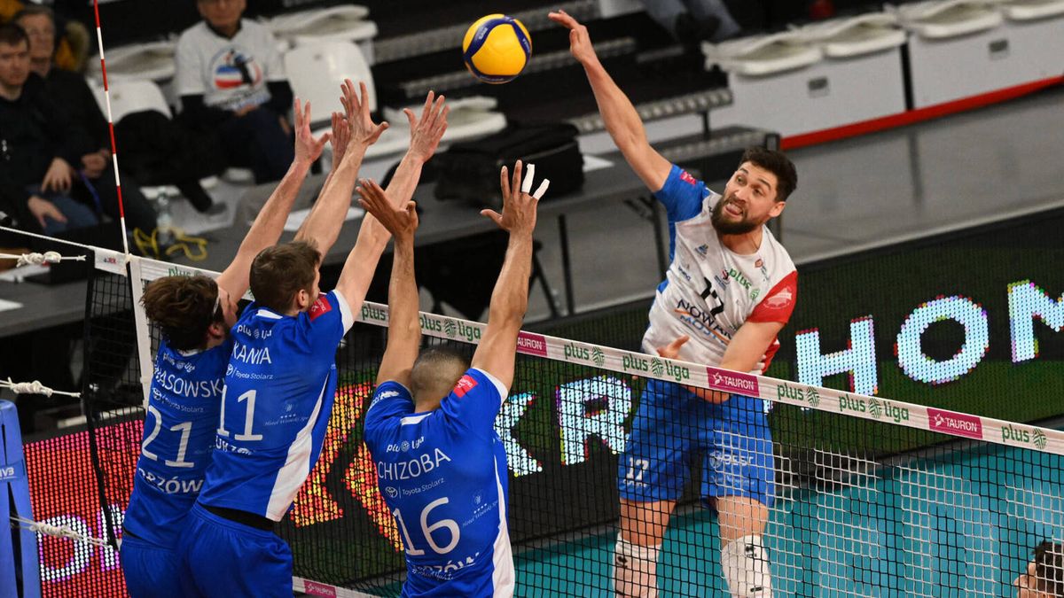 Materiały prasowe / Wojtek Borkowski/PlusLiga / Na zdjęciu: siatkarze podczas meczu Nowak-Mosty MKS Będzin - Cuprum Stilon Gorzów