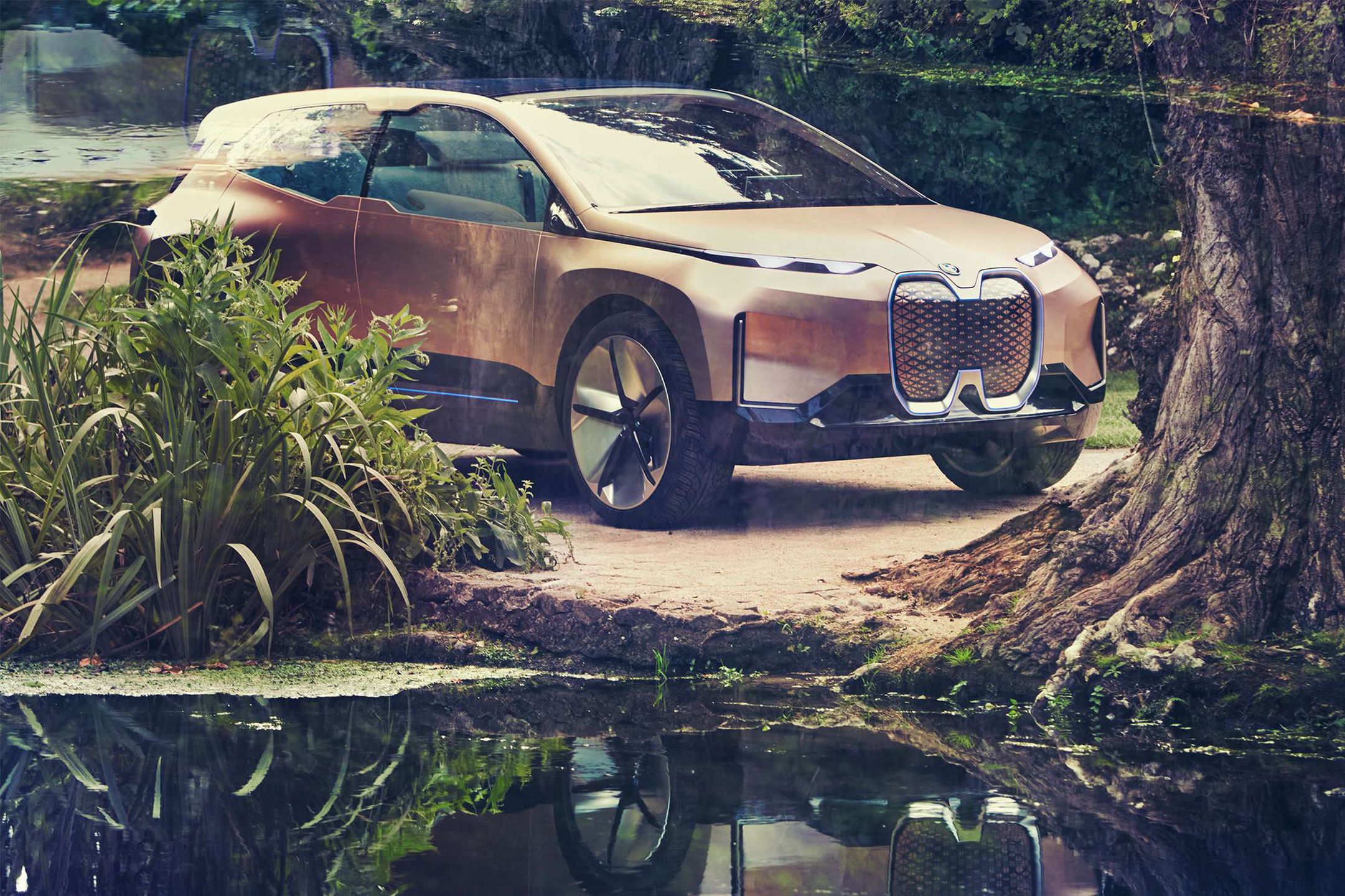 BMW Vision iNext to pierwowzór elektrycznego SUV-a iX