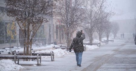 Stratus nie odpuszcza. Prognozy zapowiadają pierwsze opady śniegu