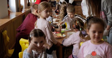 "Mali Mistrzowie Kuchni" w Miejskim Przedszkolu nr 19 – kulinarne warsztaty w szczytnym celu!