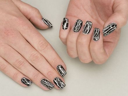 Crackle nails, czyli pękające lakiery do paznokci