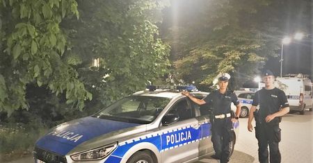 W środku nocy szedł autostradą A4. Wyszedł ze szpitala i chciał wrócić do domu