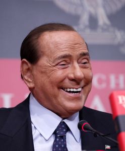 "Za milczenie płacił domami". Berlusconi ponownie stanął przed sądem