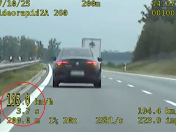 Wrocław: Mercedes "leciał" prawie 200 ekspresówką. Mandat i punkty dla kierowcy