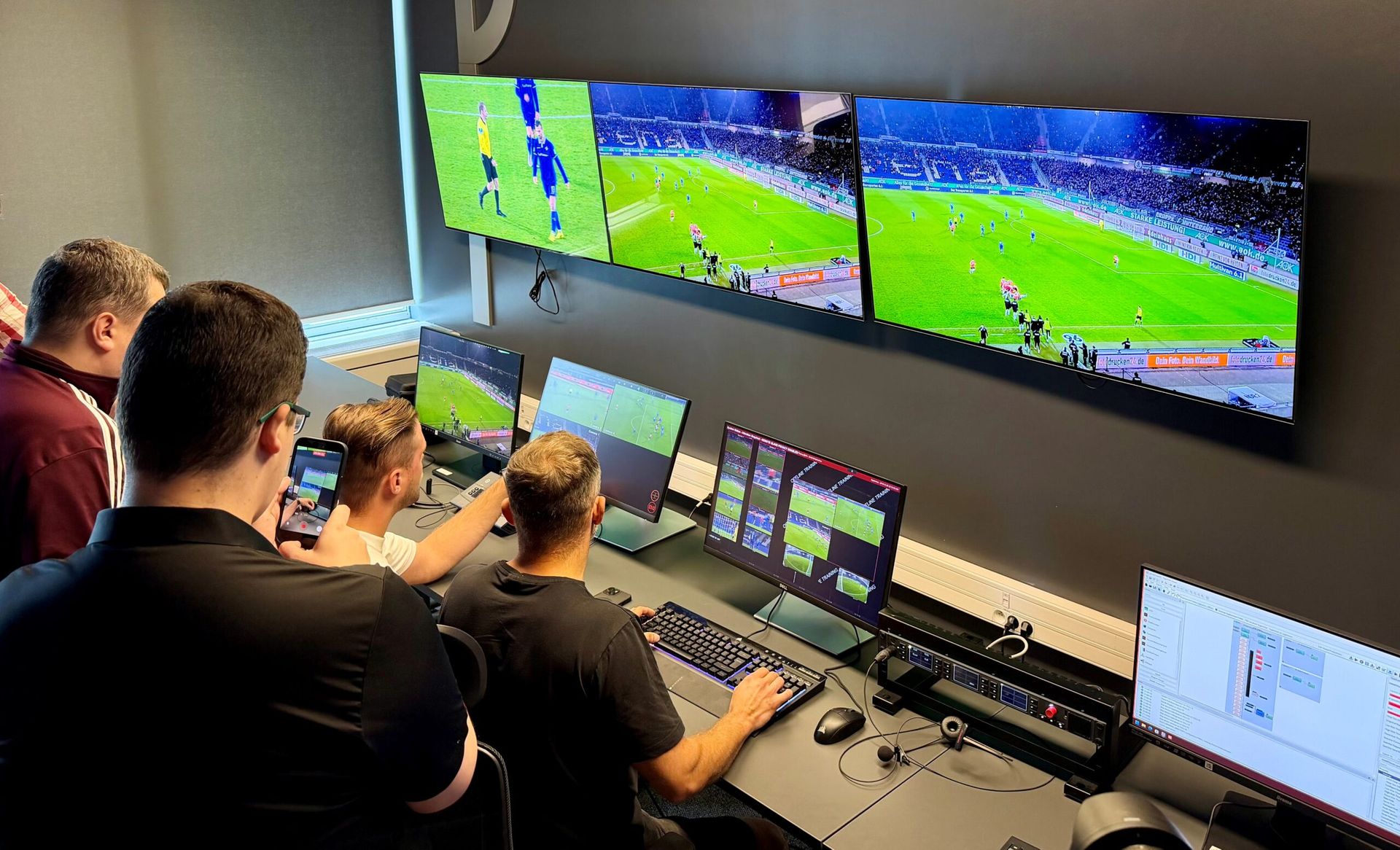 PZPN ma centralny VAR. Orange podłączył 18 stadionów