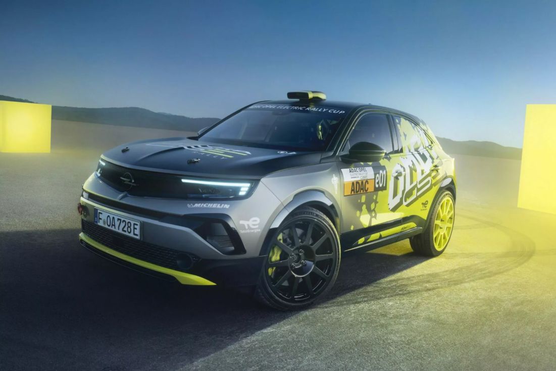 Opel zrobił elektryczną rajdówkę. Będzie też wersja drogowa