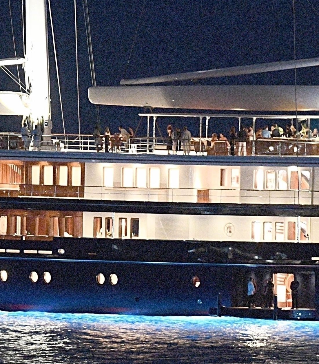 Przyjęcie zaręczynowe Jeffa Bezosa