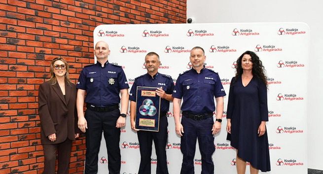 Koalicja Antypiracka wyróżniła policyjne jednostki. Otrzymały Złote Blachy za sprawy dawców sharingu i pirackich serwisów VOD