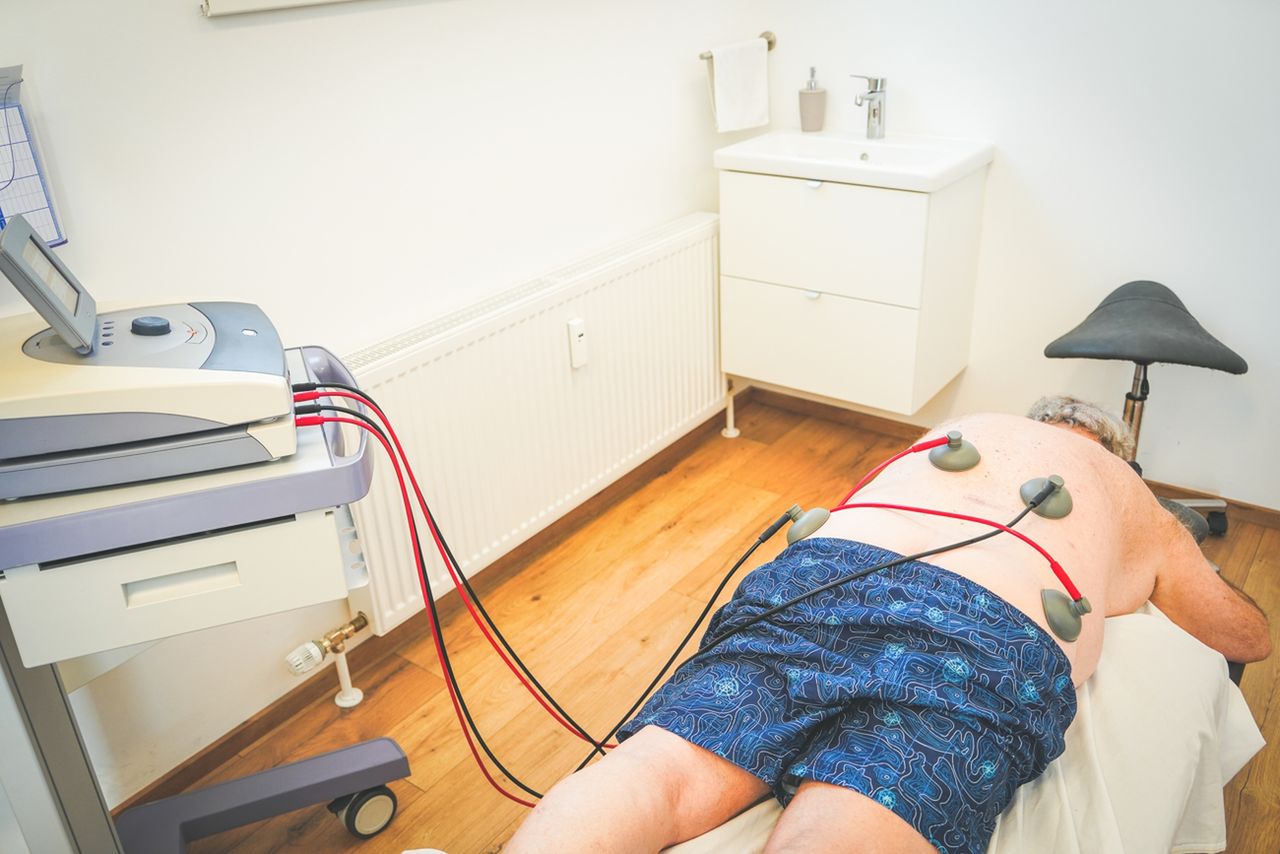 Prądy TENS – działanie, wskazania, odmiany i przeciwwskazania